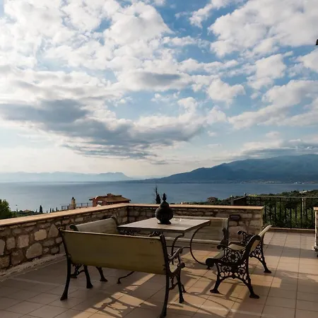 Once Upon A Time - A Castle Of Magical Sunsets Villa Kalamata