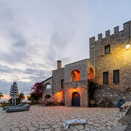 Villa Once Upon A Time - A Castle Of Magical Sunsets Kalamata