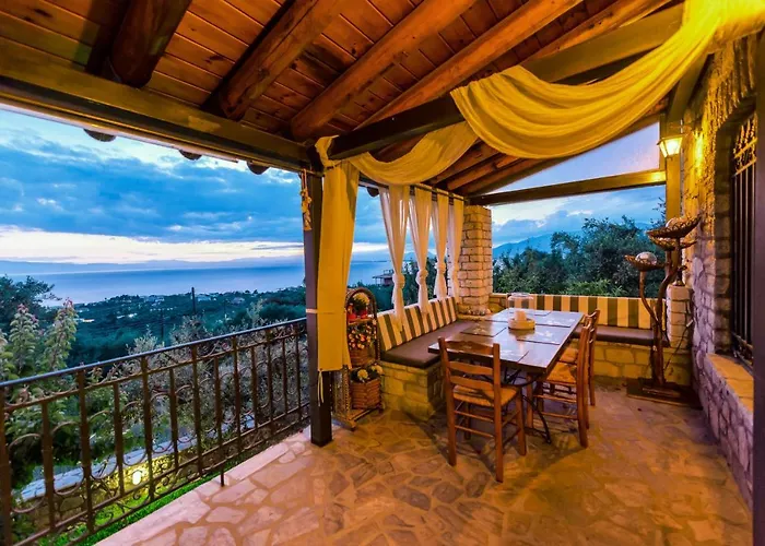 Вилла Once Upon A Time - A Castle Of Magical Sunsets Каламата